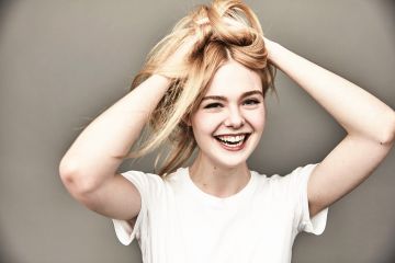 Elle Fanning Wallpaper - Android / iPhone HD Wallpaper Background Download